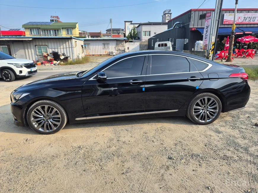 Hyundai Genesis