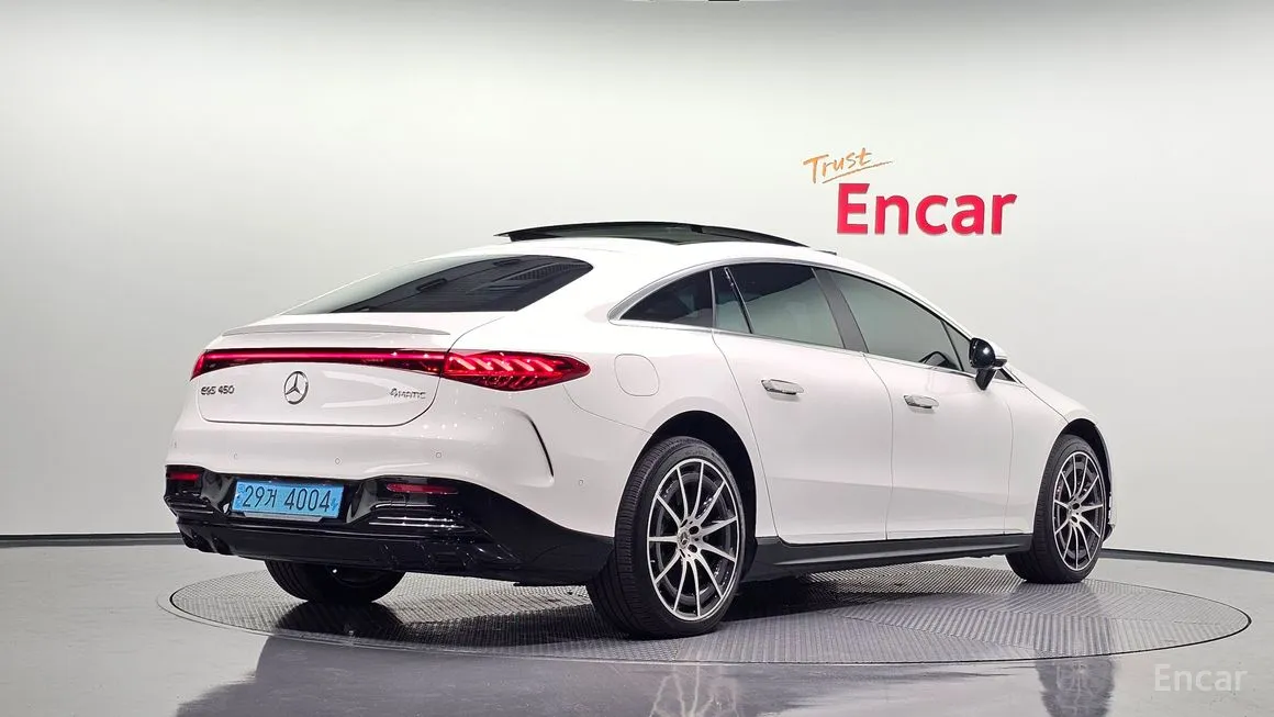 Mercedes-Benz EQS