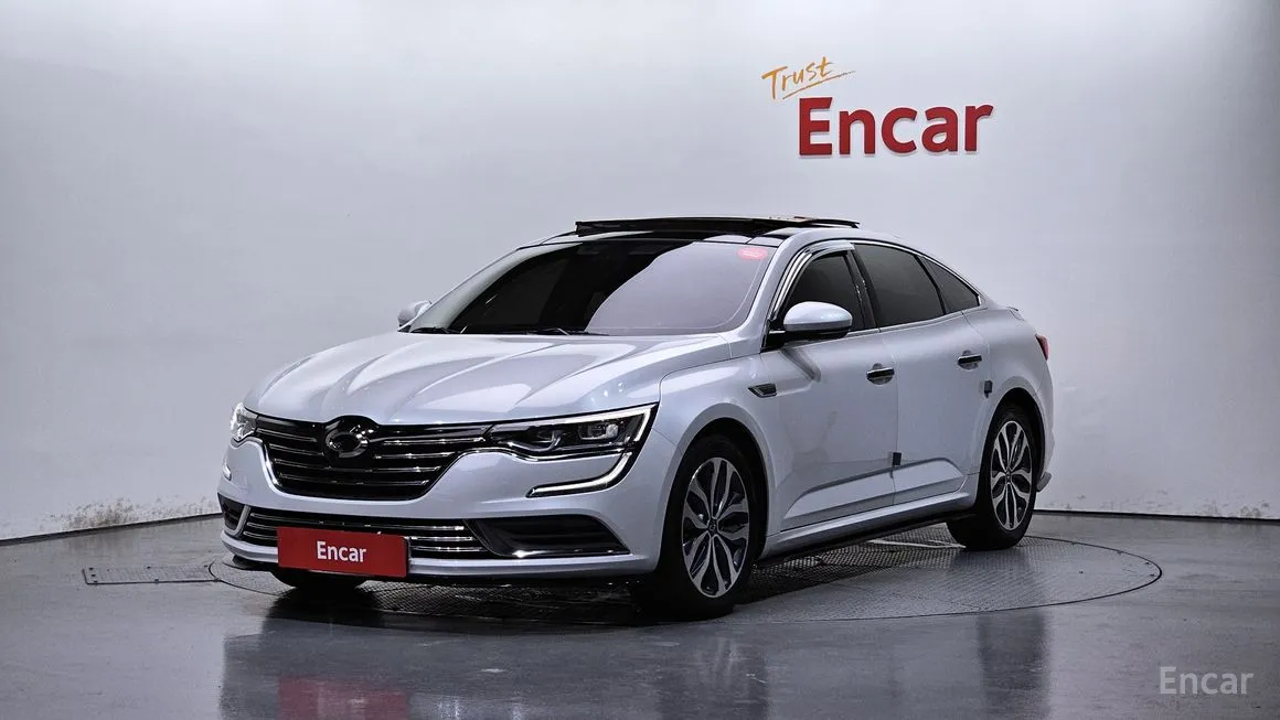 Renault SM6