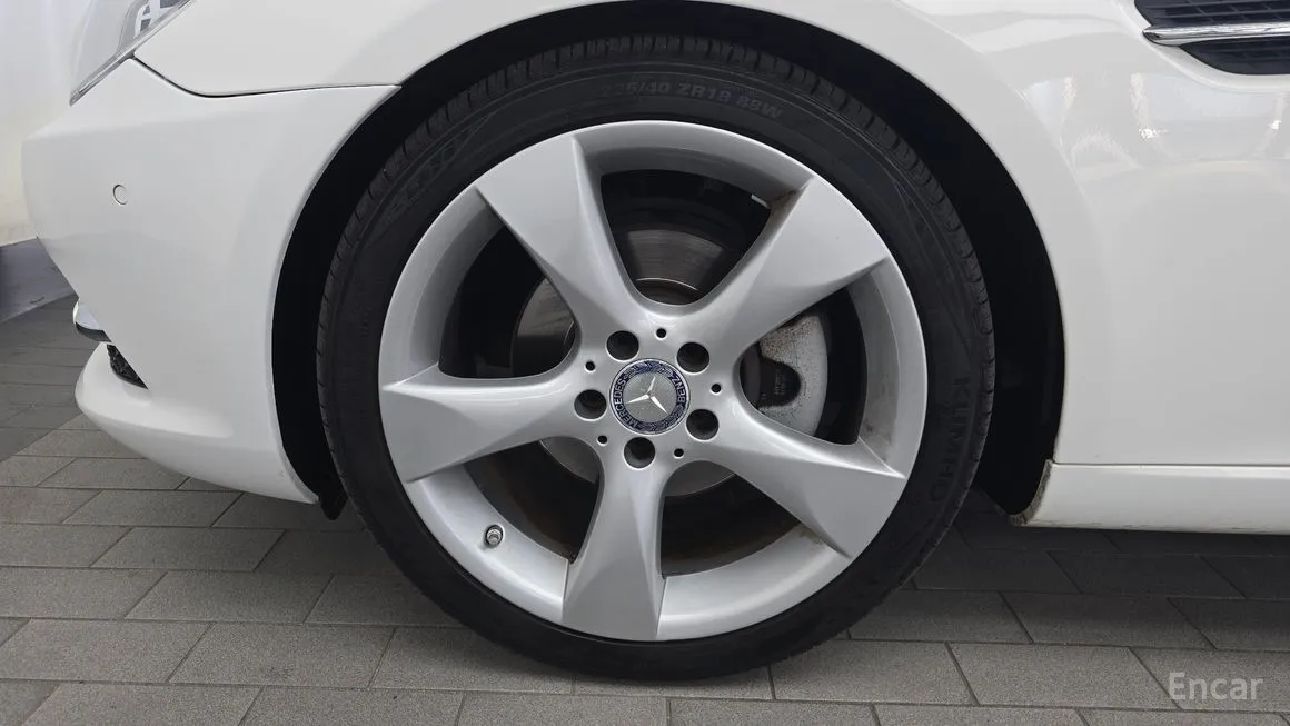 Mercedes-Benz SLK-Class