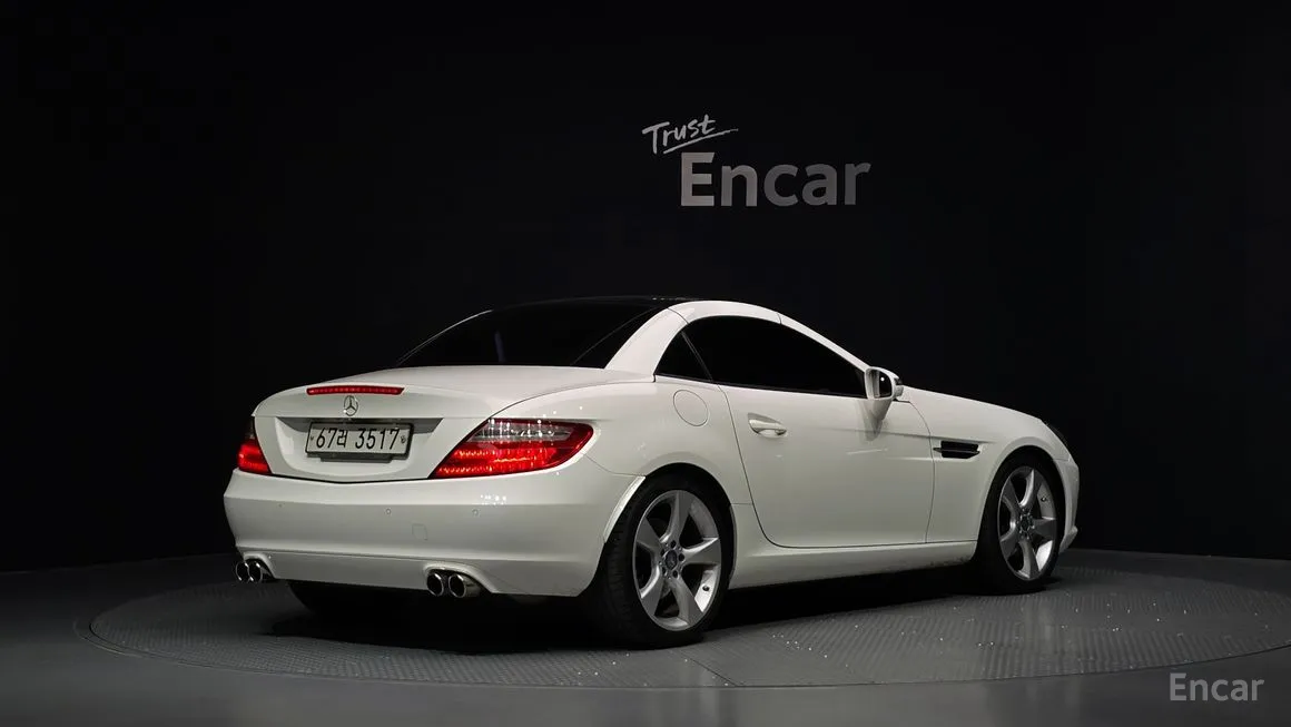 Mercedes-Benz SLK-Class