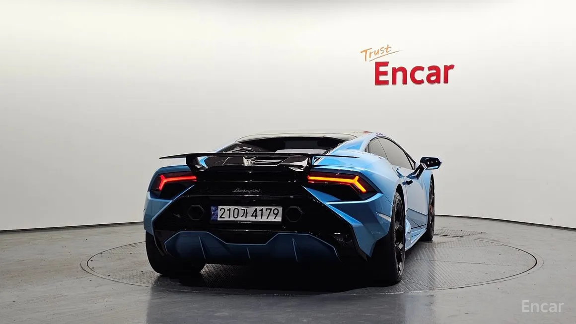 Lamborghini Huracan