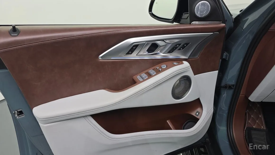 BMW XM