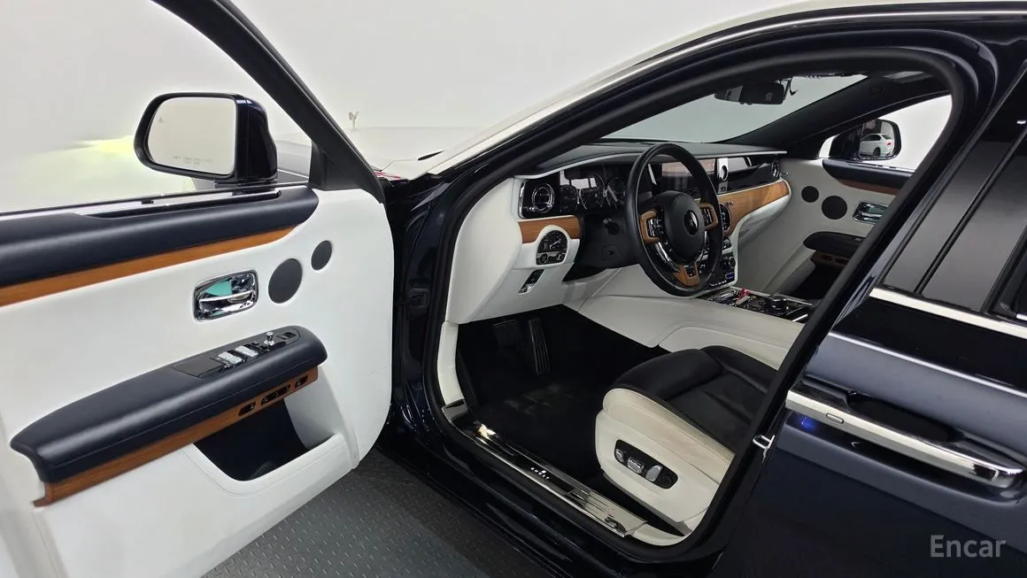 Rolls-Royce Ghost