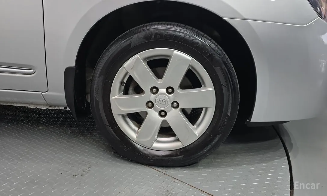Kia Carens