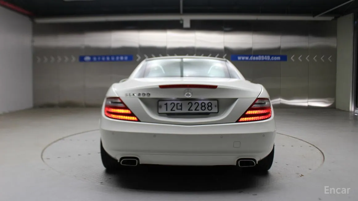 Mercedes-Benz SLK-Class