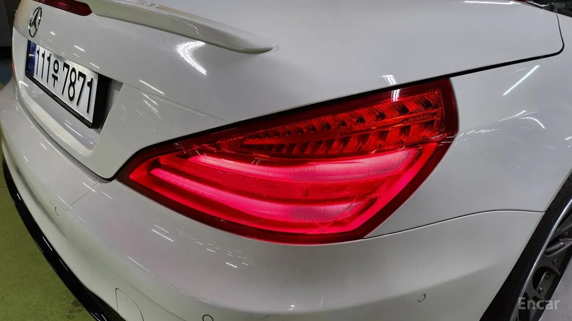 Mercedes-Benz SL-Class