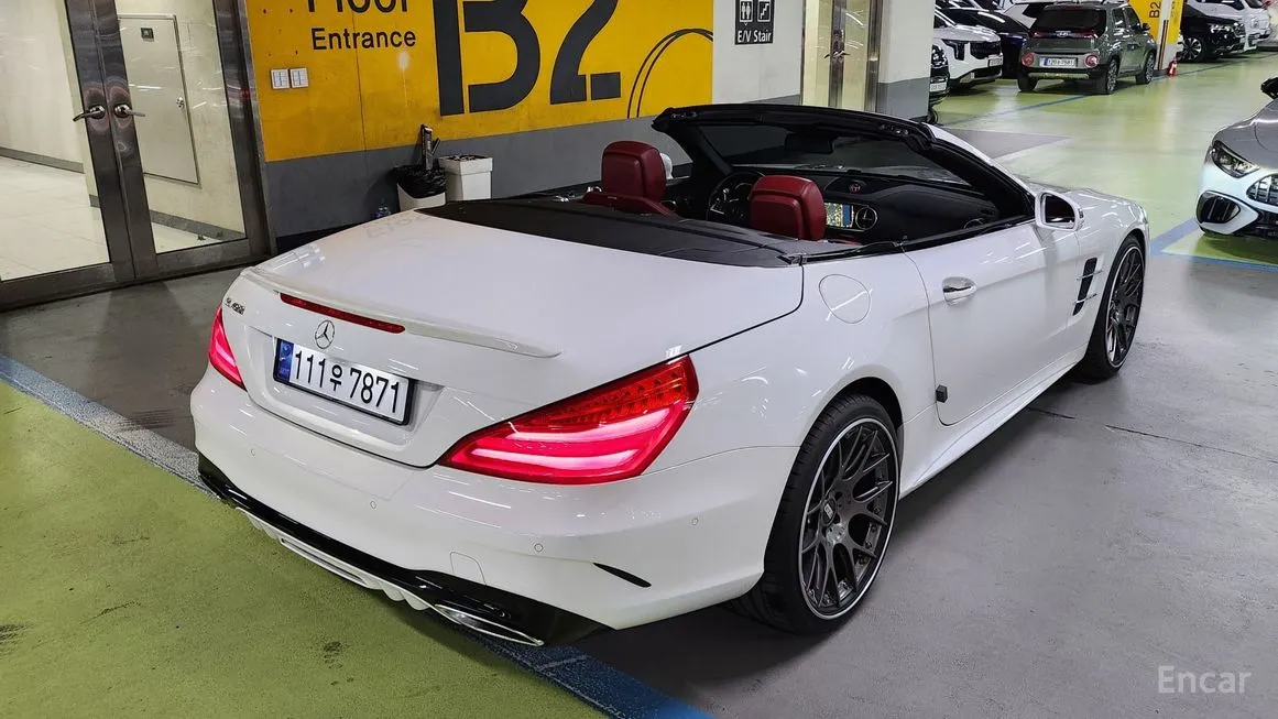 Mercedes-Benz SL-Class
