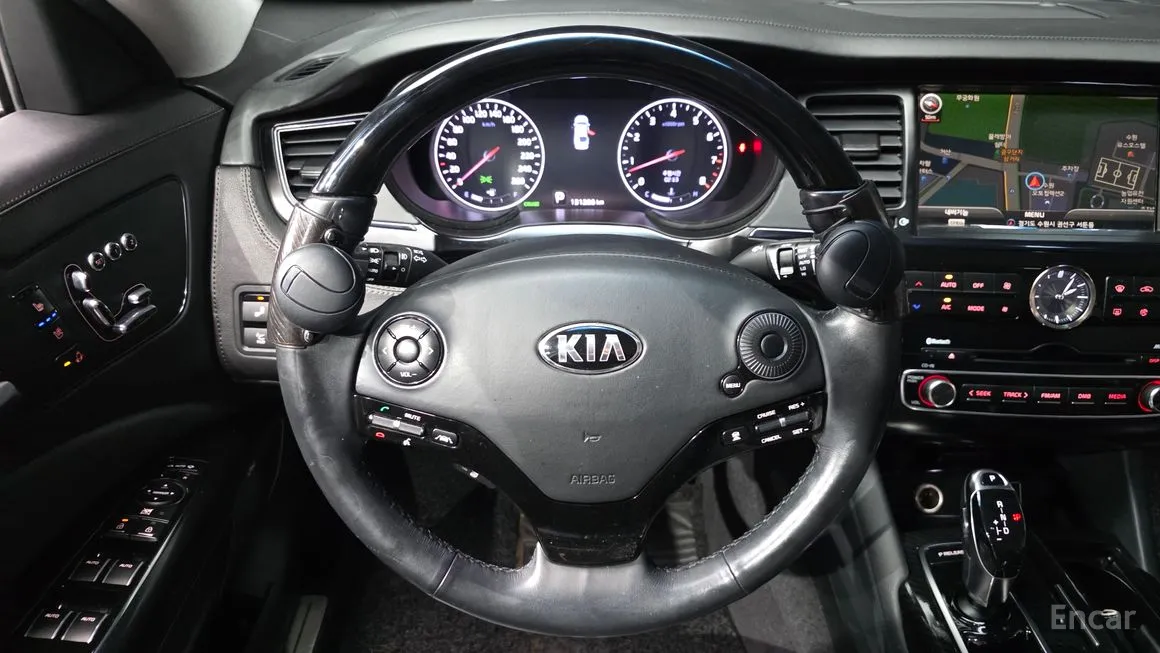 Kia K9