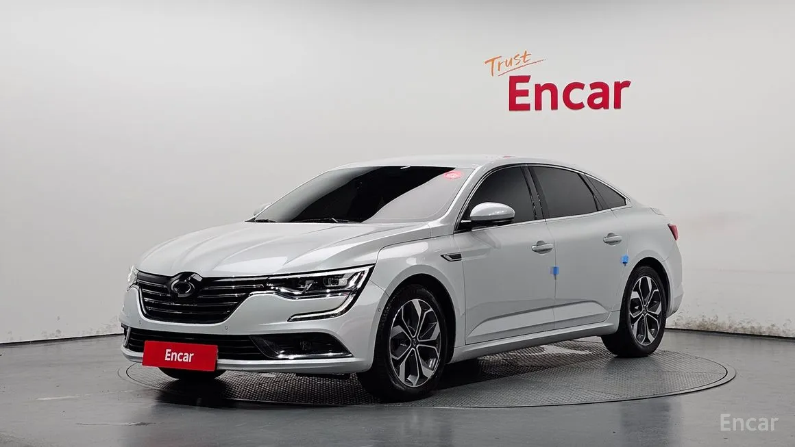 Renault SM6
