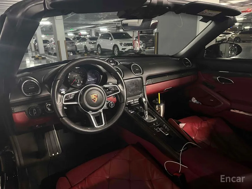 Porsche 718