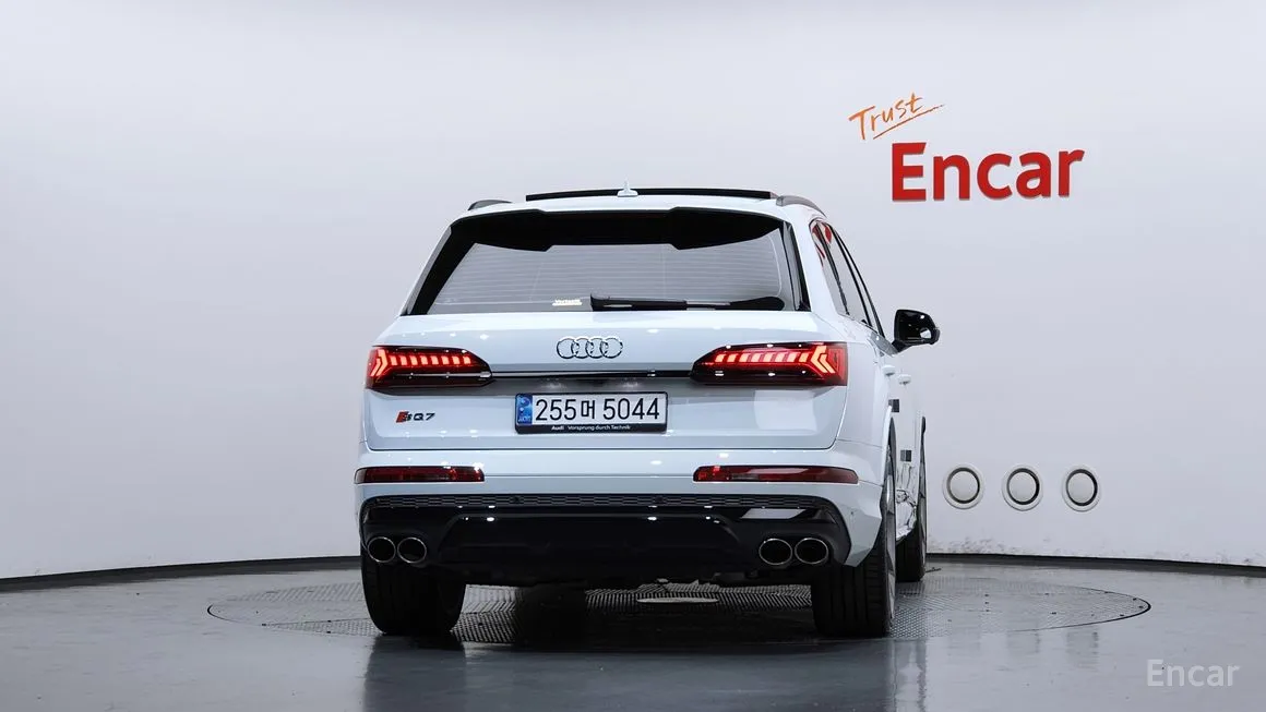 Audi SQ7