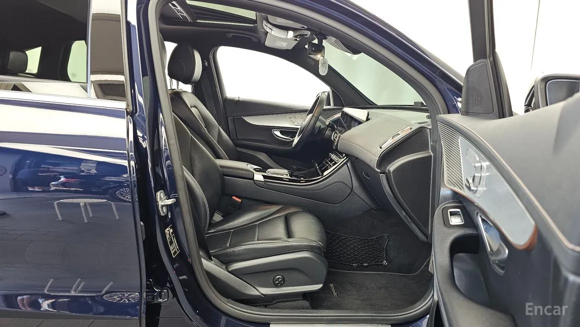 Mercedes-Benz EQC