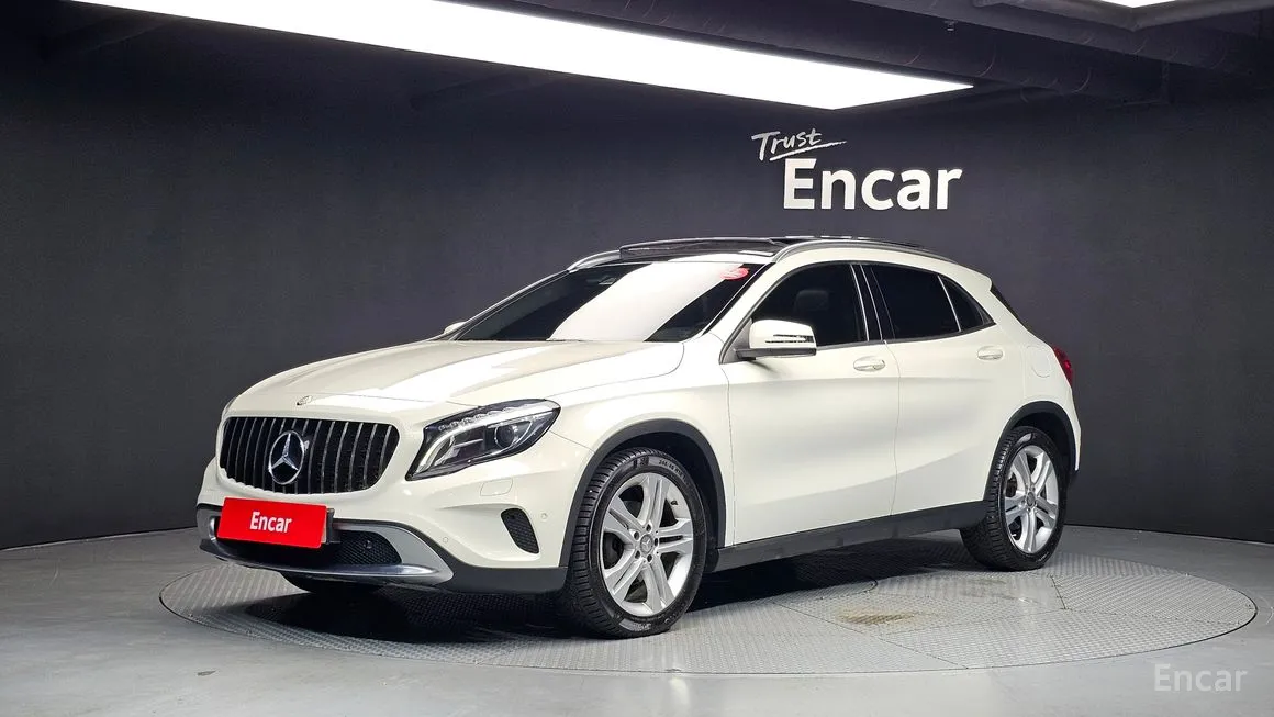 Mercedes-Benz GLA-Class