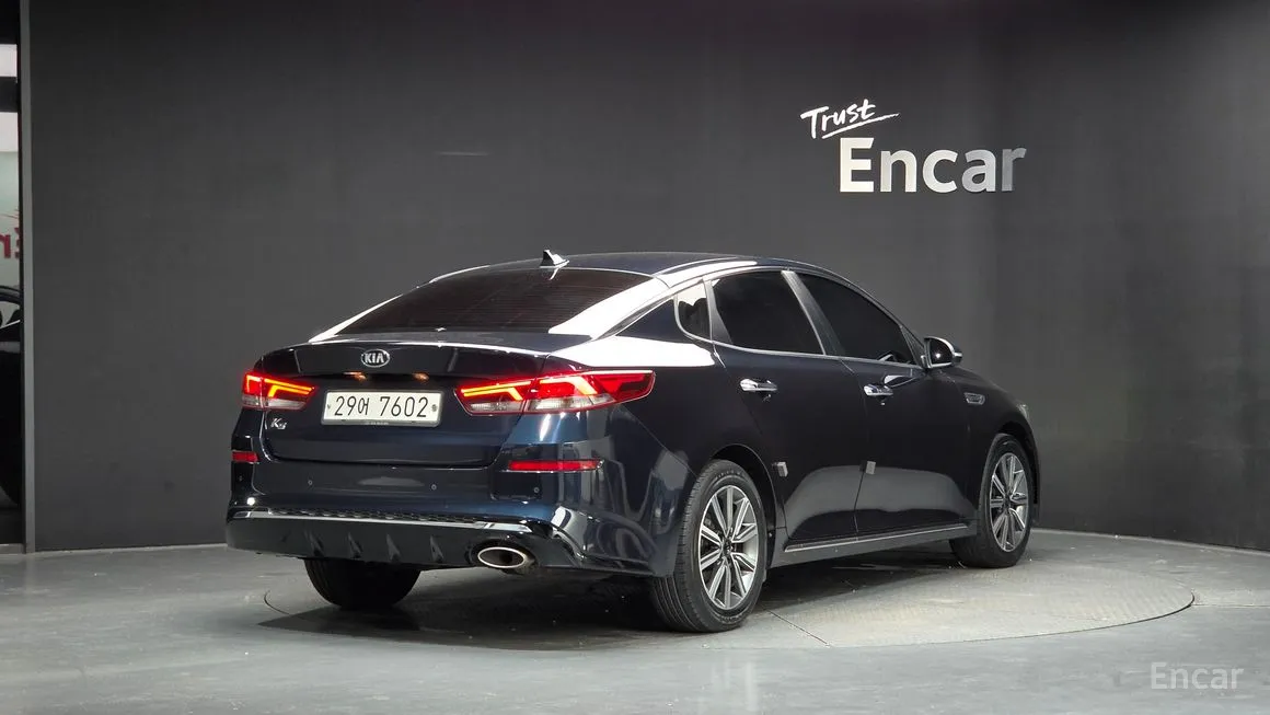 Kia K5