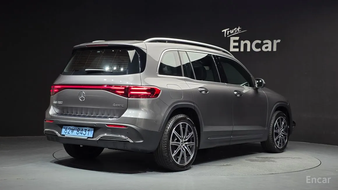 Mercedes-Benz EQB