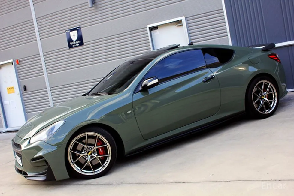 Hyundai Genesis
