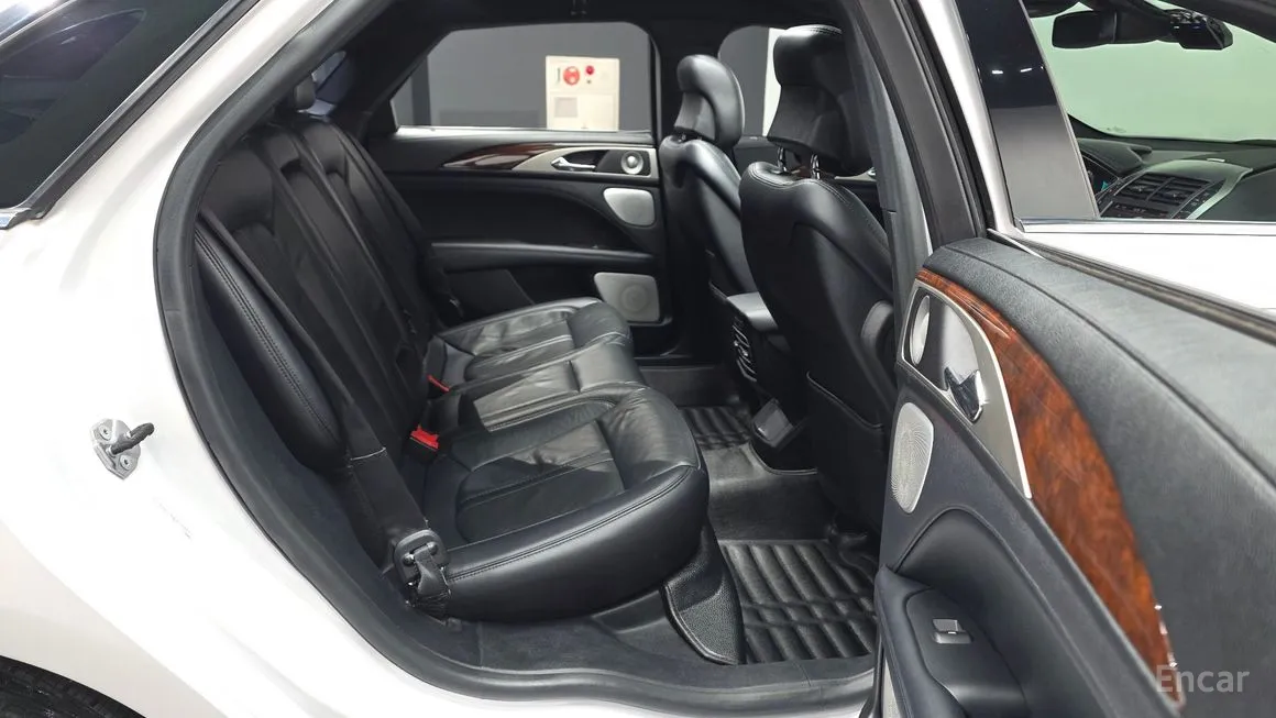 Lincoln MKZ