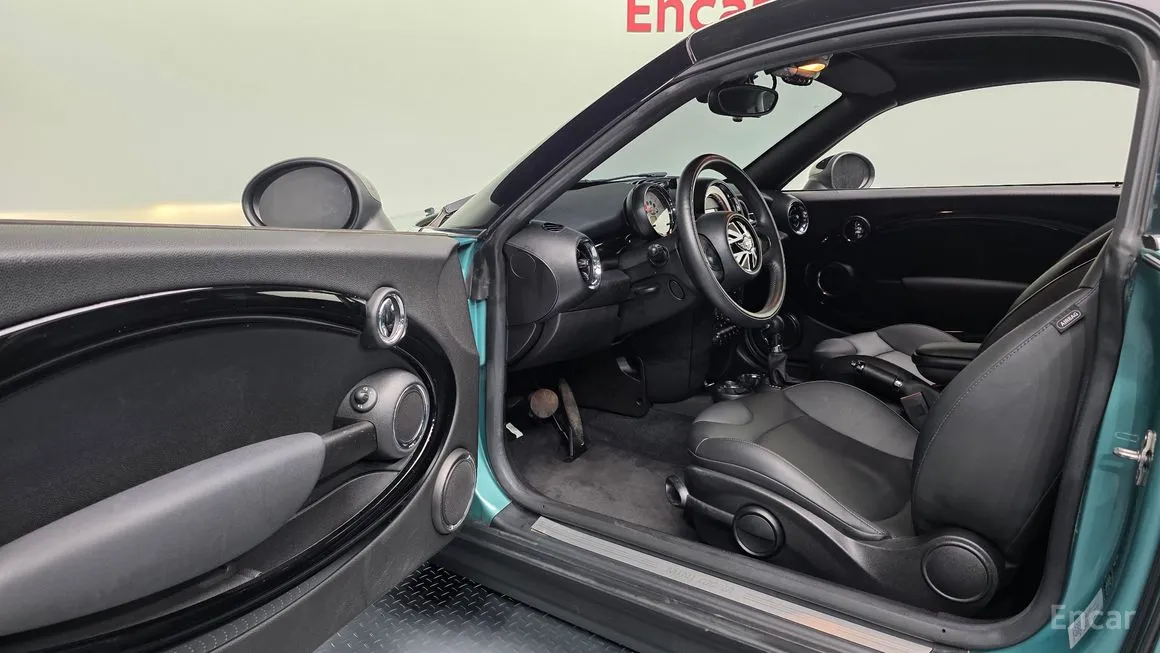 Mini Coupe