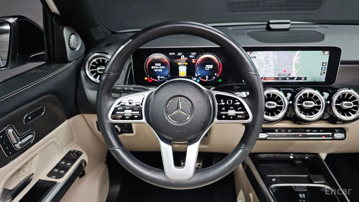 Mercedes-Benz GLB-Class