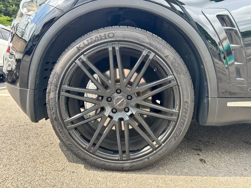 Infiniti QX70