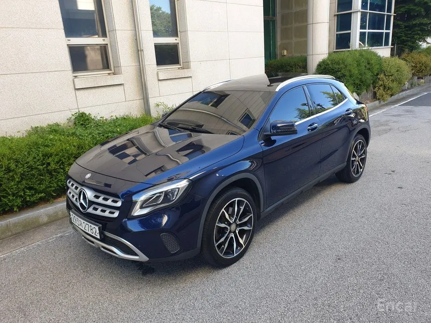 Mercedes-Benz GLA-Class
