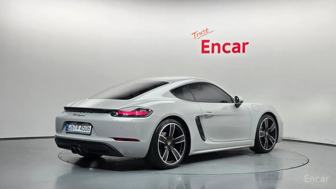 Porsche 718