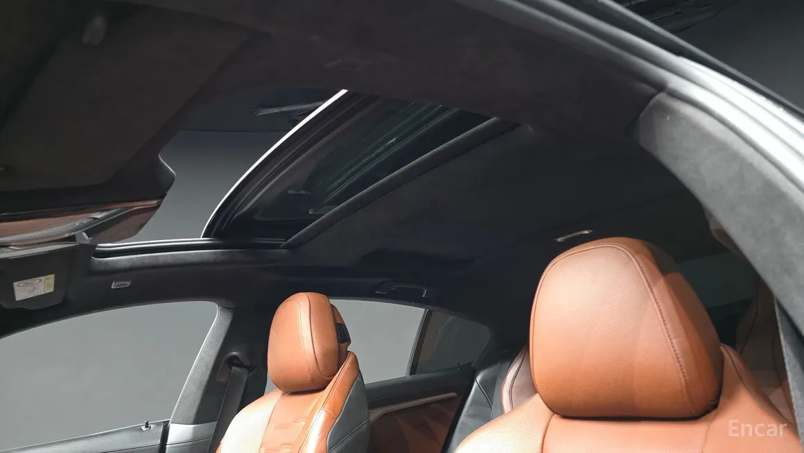 BMW 8-Series