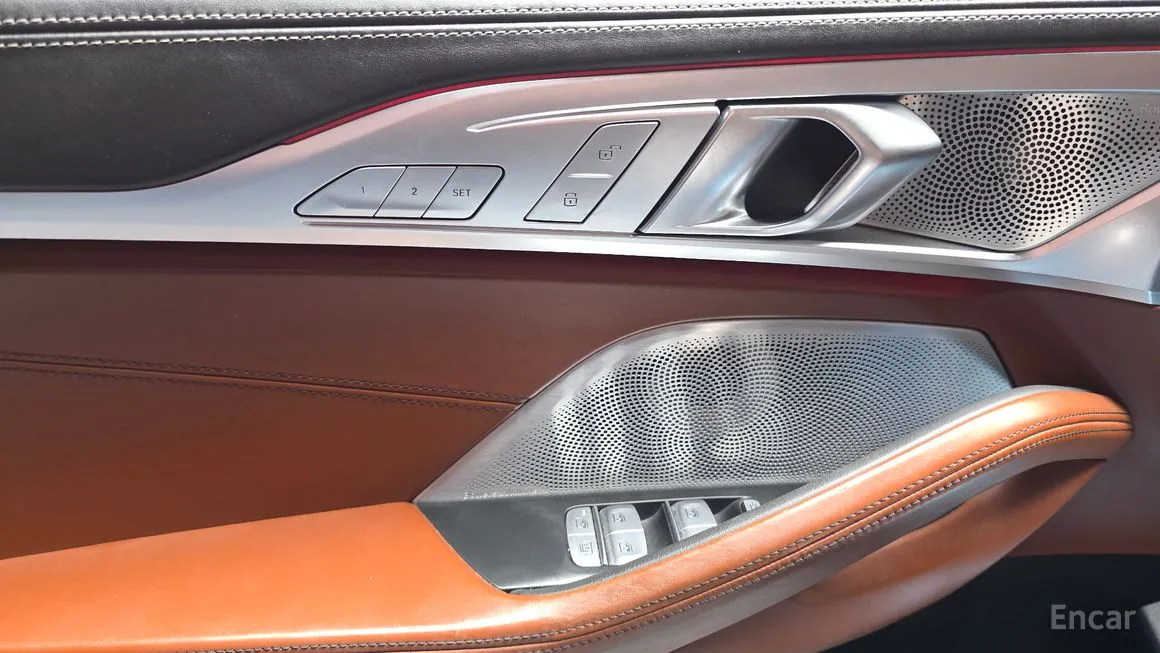 BMW 8-Series