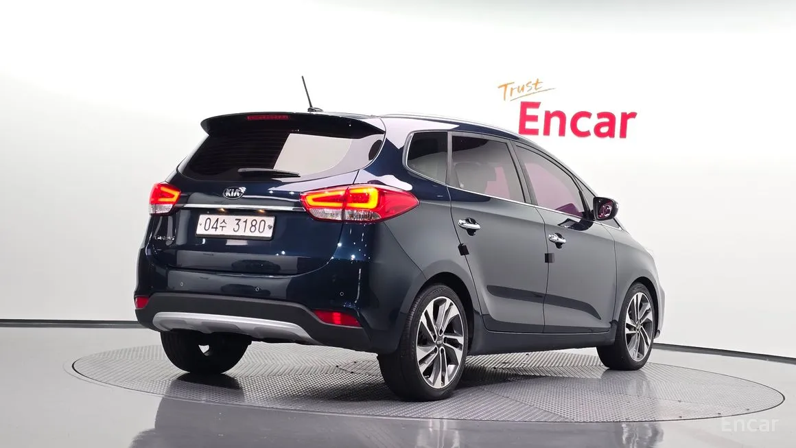 Kia Carens