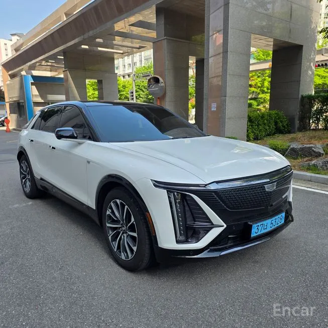 Cadillac Lyriq