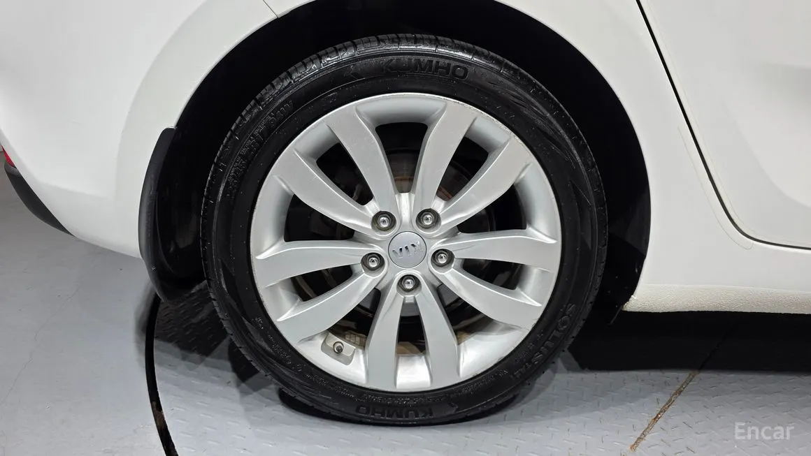 Kia Carens