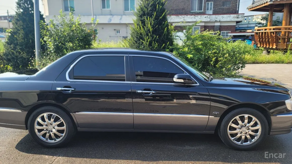 Hyundai Equus