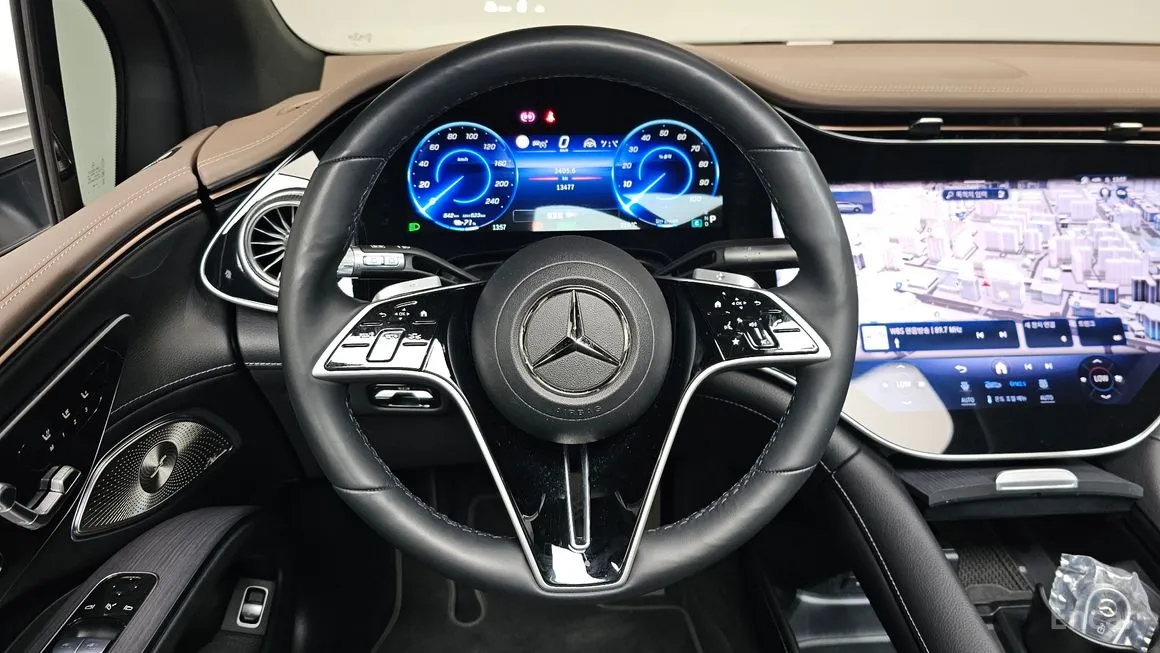Mercedes-Benz EQS
