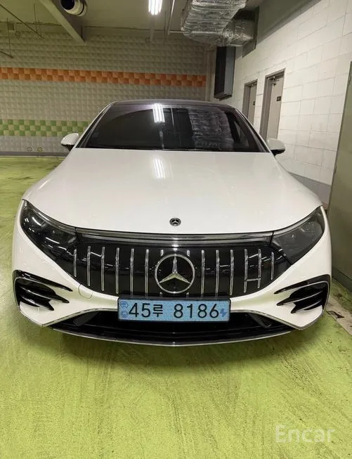 Mercedes-Benz EQS
