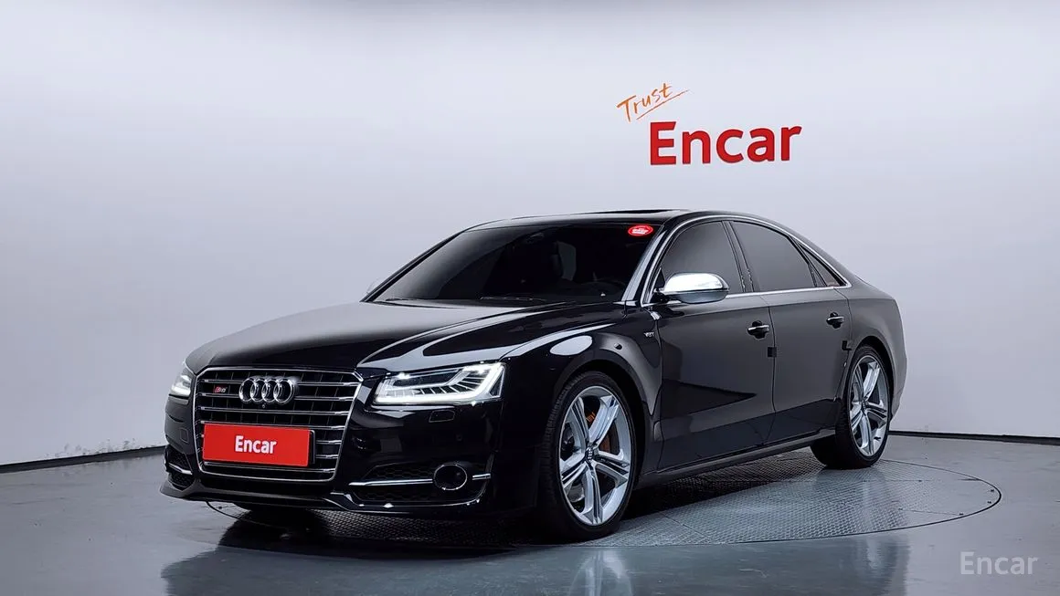Audi S8
