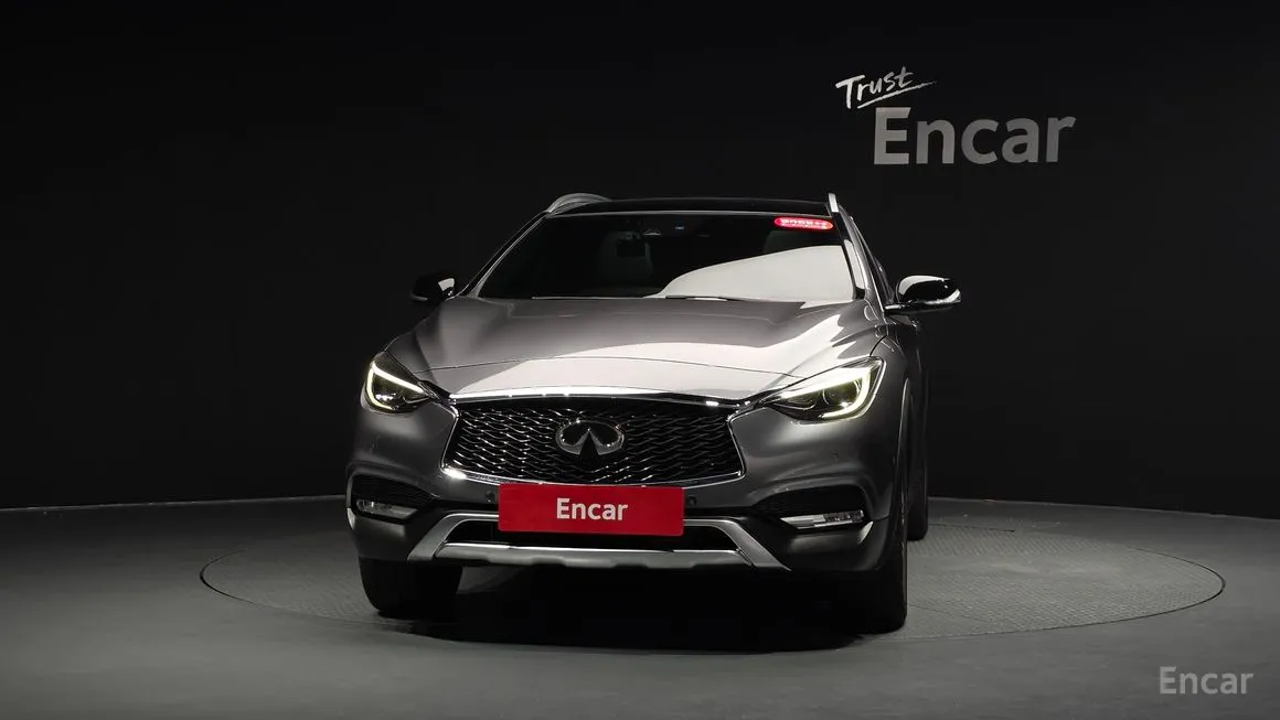 Infiniti QX30