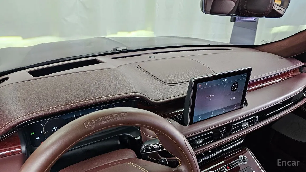 Lincoln Aviator