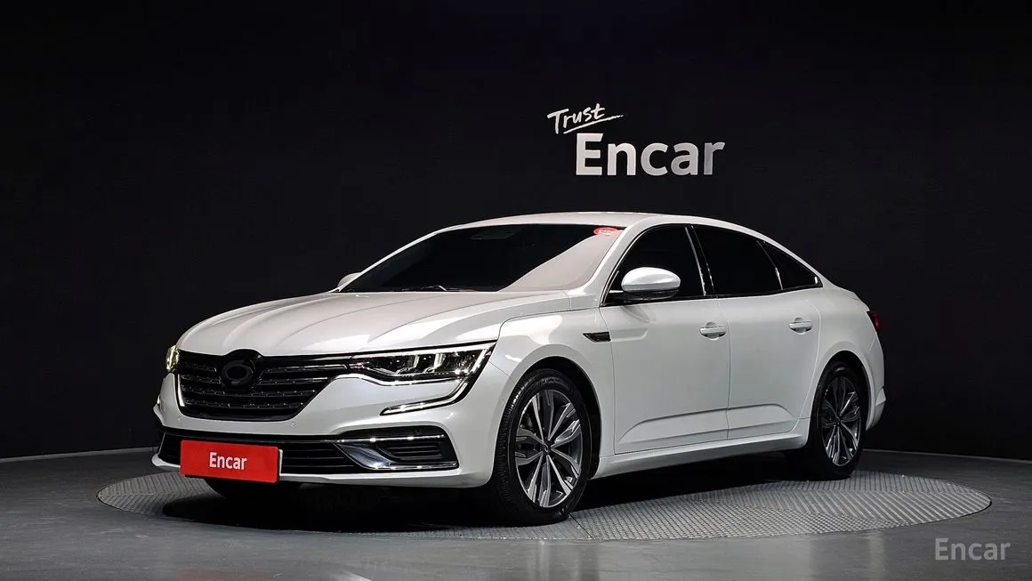 Renault SM6