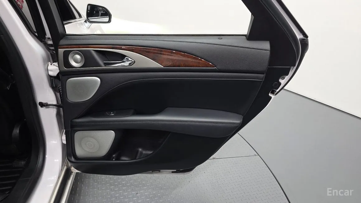 Lincoln MKZ