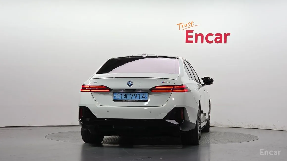 BMW i5