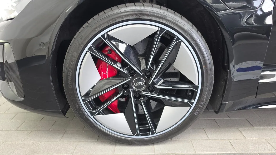 Audi RS e-tron GT