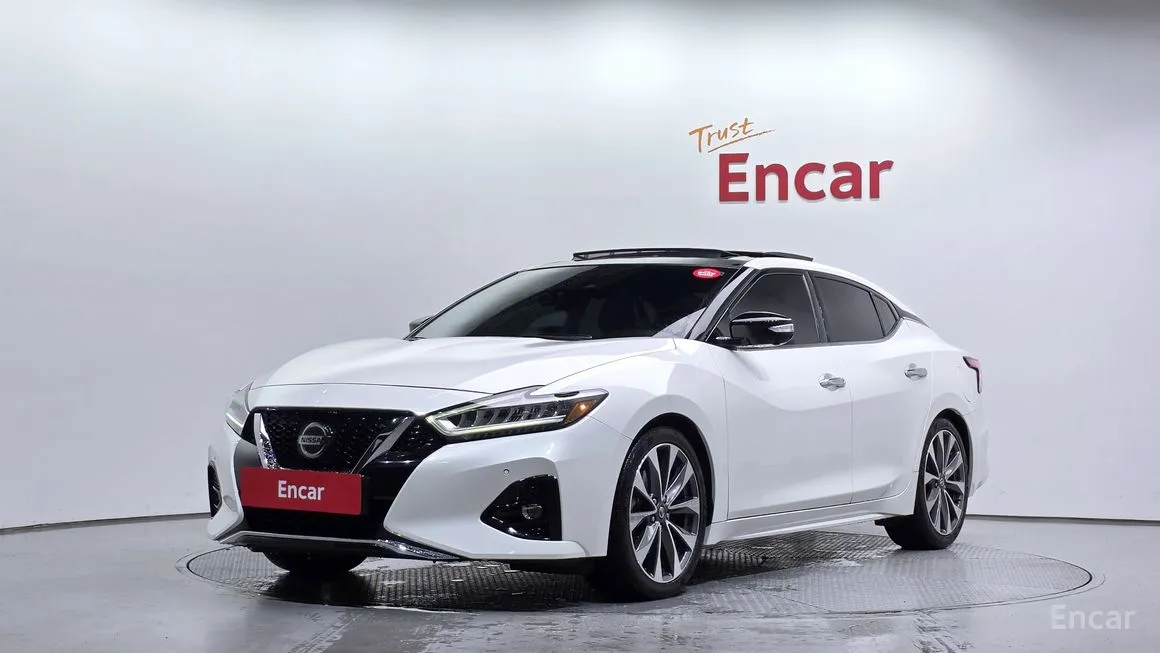 Nissan Maxima