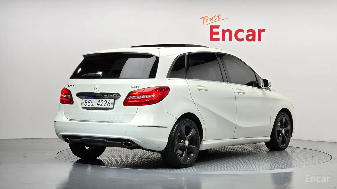 Mercedes-Benz B-Class