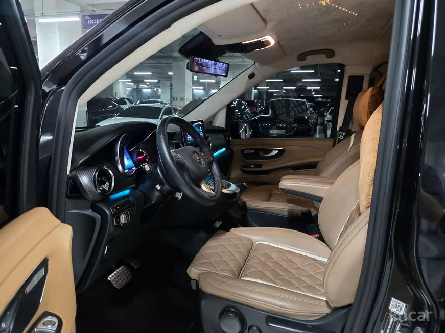 Mercedes-Benz V-Class