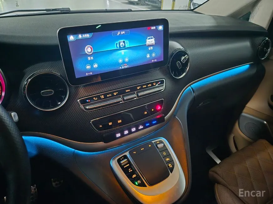 Mercedes-Benz V-Class