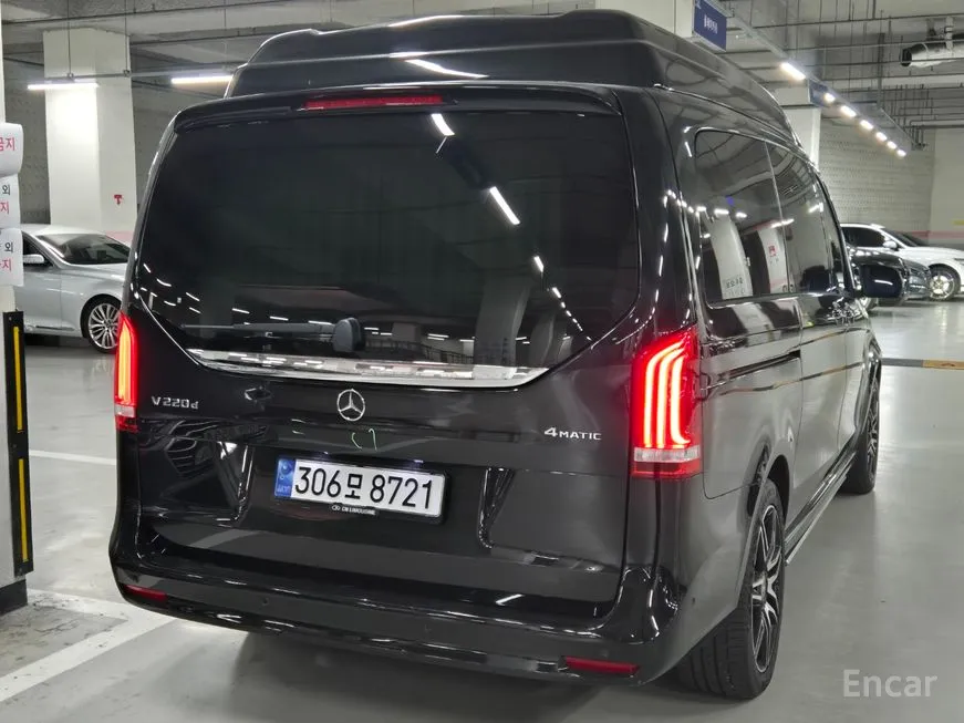 Mercedes-Benz V-Class
