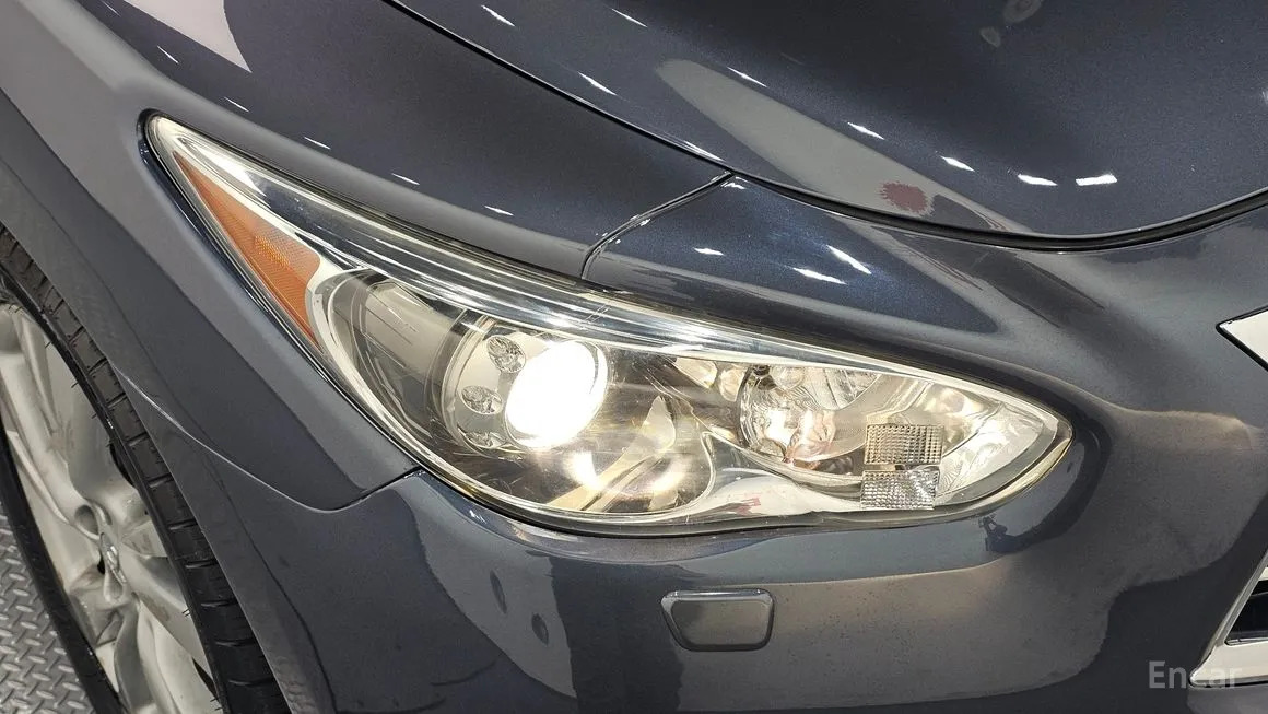 Infiniti JX