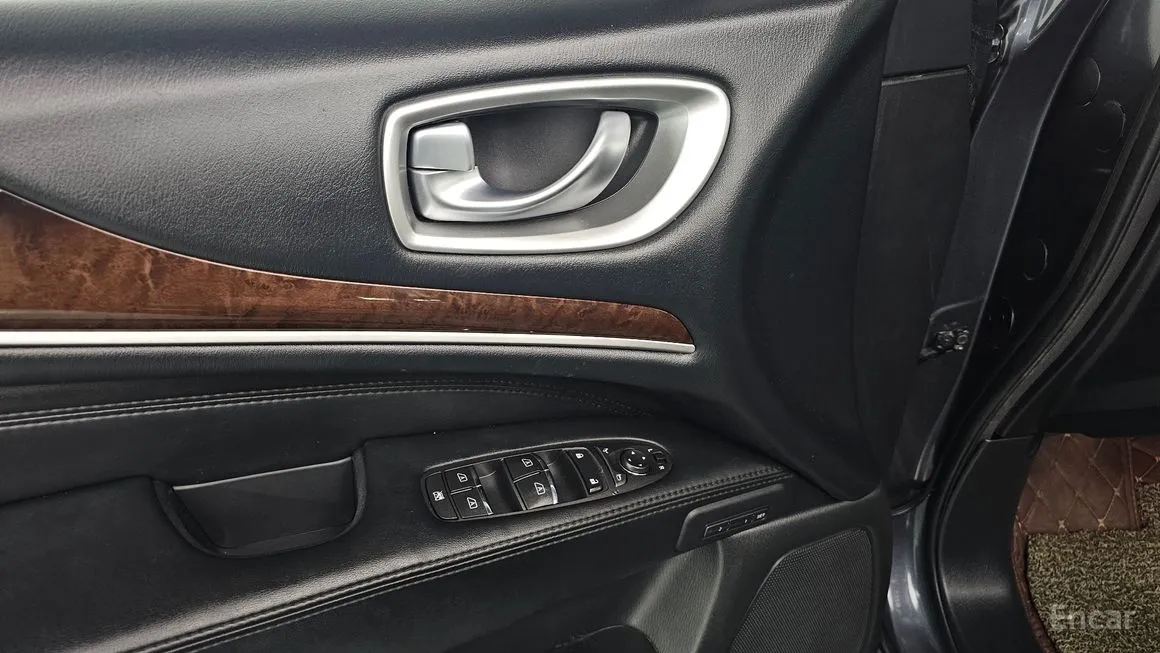 Infiniti JX