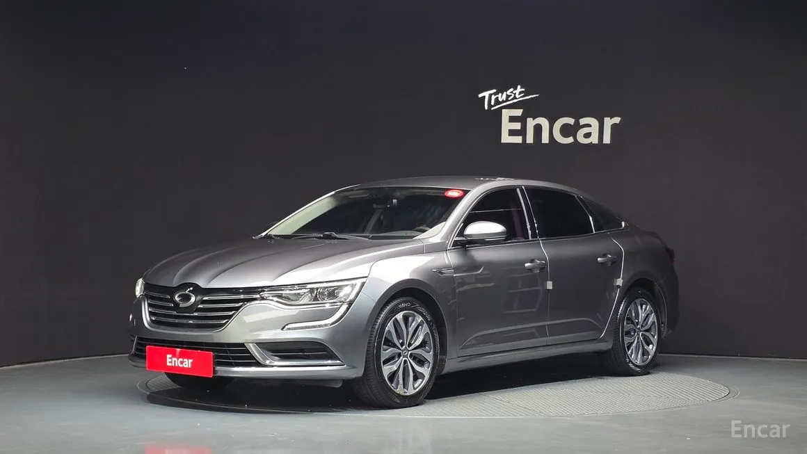 Renault SM6